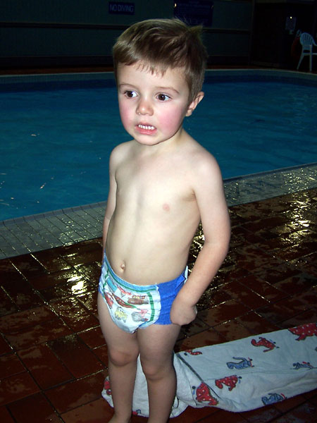 20070129 Swimming at the hotel 13